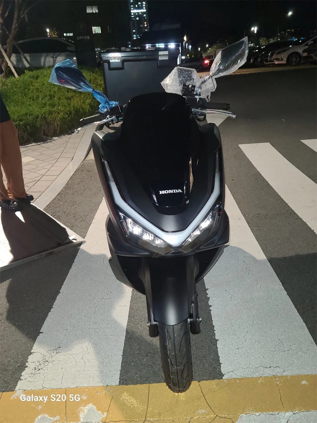거제 PCX [출고00480]