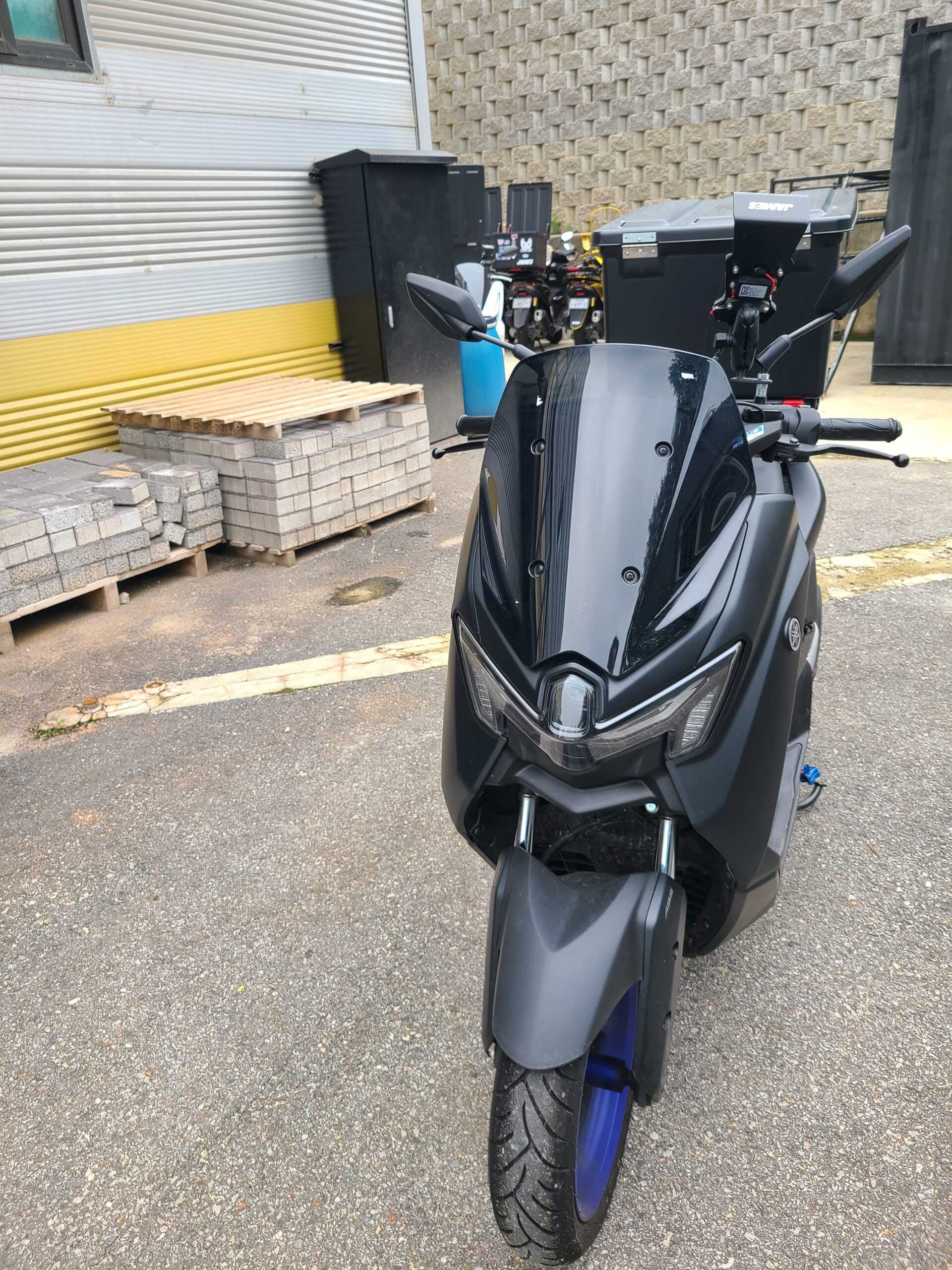 [00042]NMAX 125